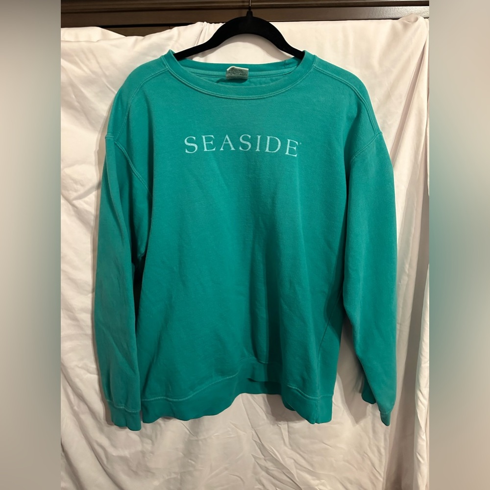 seaside crewneck